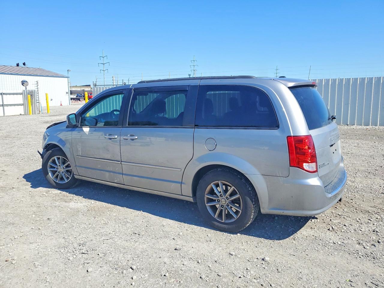 2016 Dodge Grand Caravan Sxt - Image 2