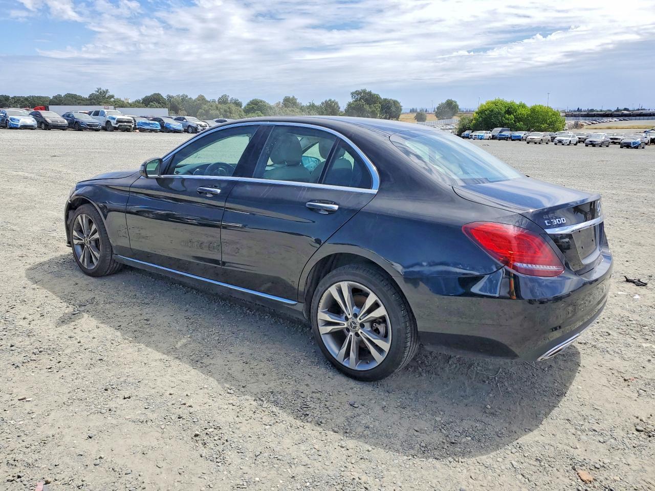 2020 Mercedes-Benz C 300 4Matic - Фото 2