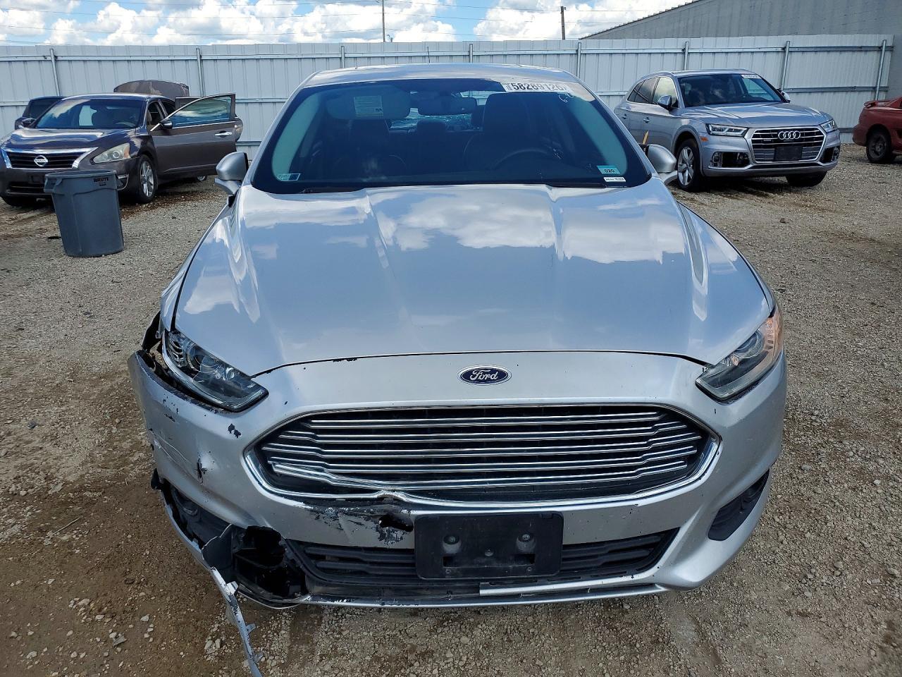 2016 Ford Fusion Se - Фото 5