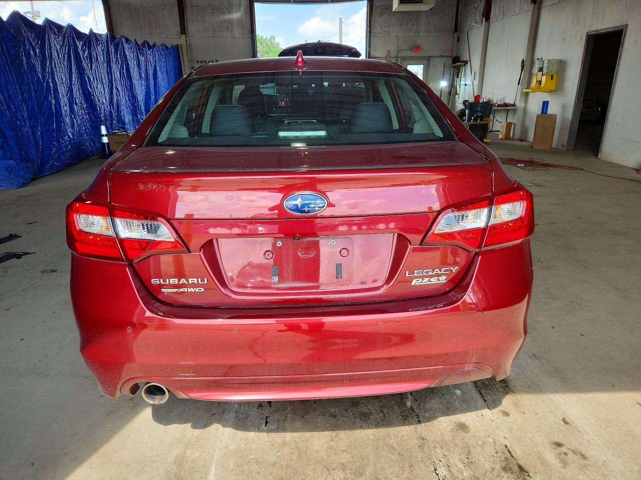 2017 Subaru Legacy 2.5I Limited - Фото 6