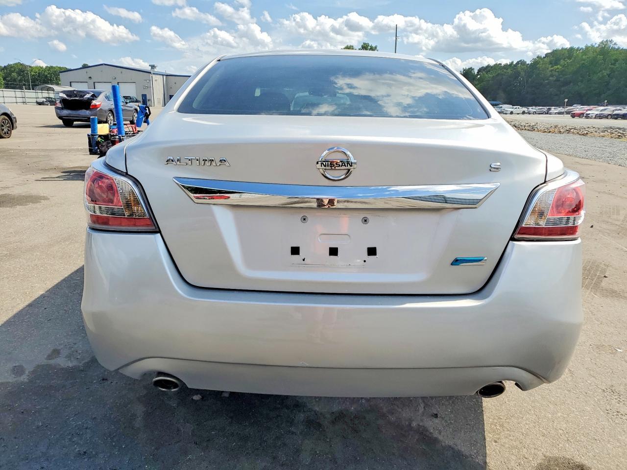 2014 Nissan Altima 2.5 S - Фото 6