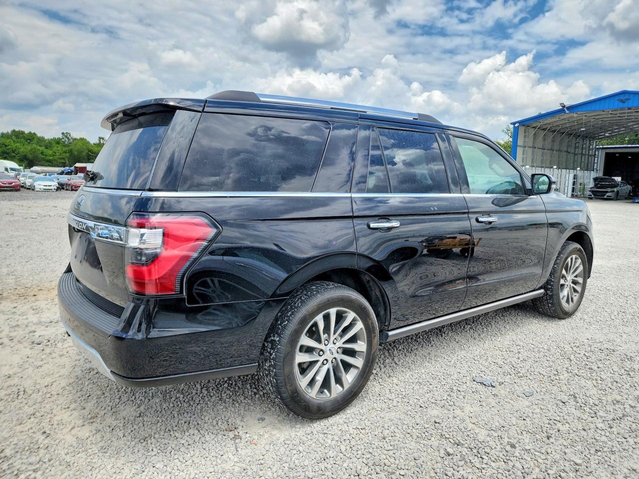 2018 Ford Expedition Limited - Image 3