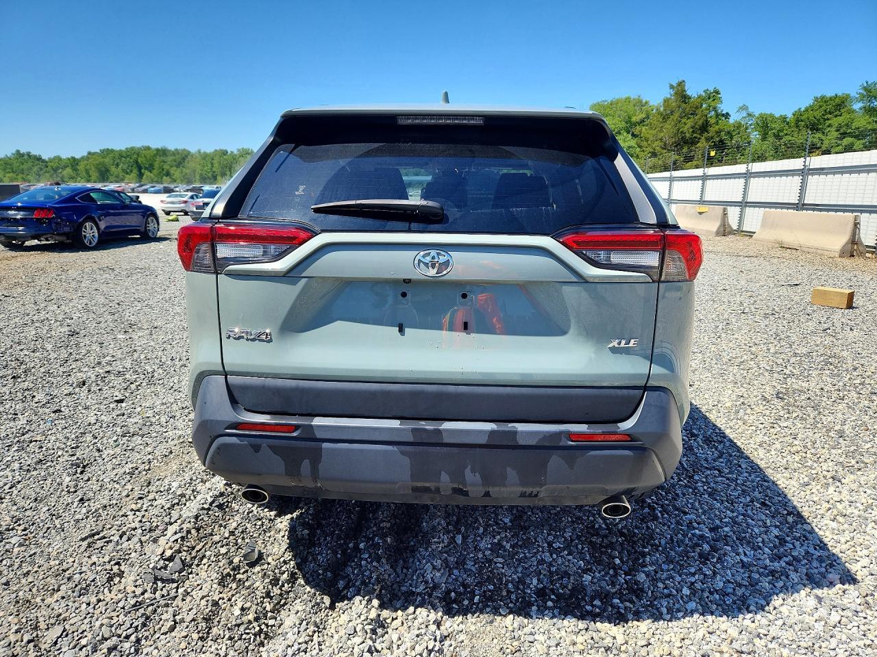 2023 Toyota Rav4 Xle Premium - Image 6