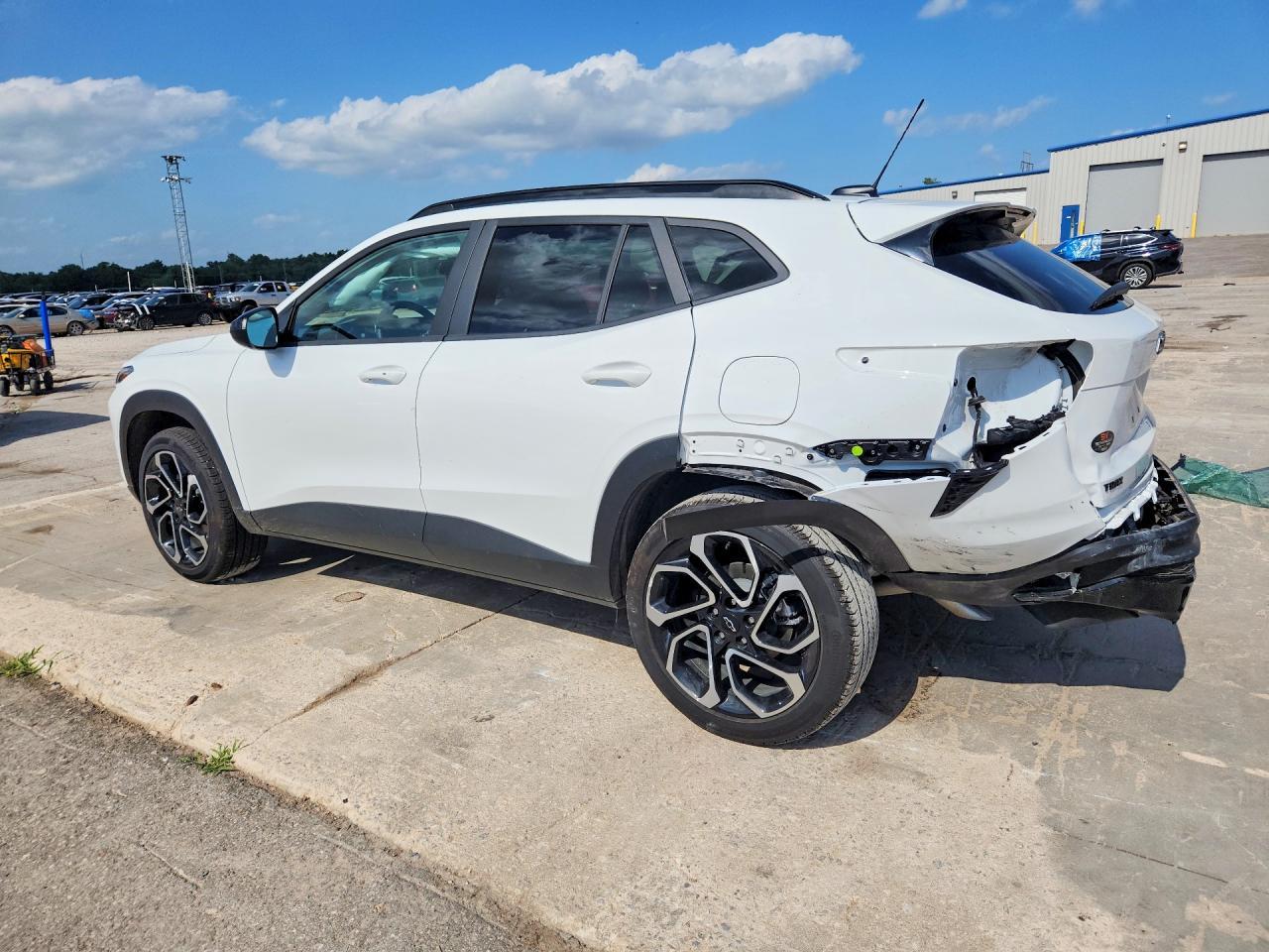 2026 Chevrolet Trax 2Rs - Фото 2