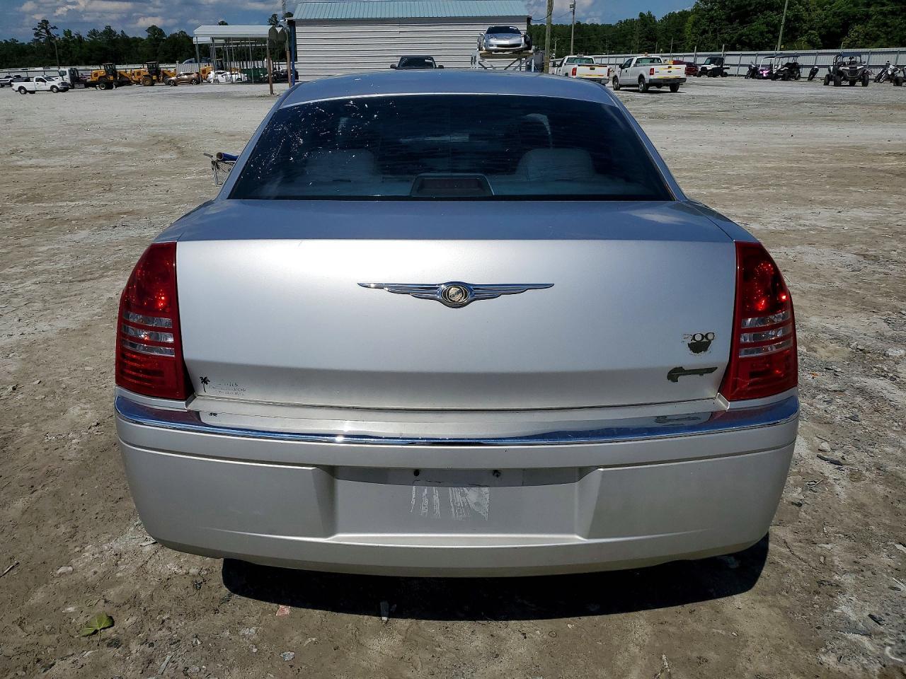 2006 Chrysler 300C - Фото 6