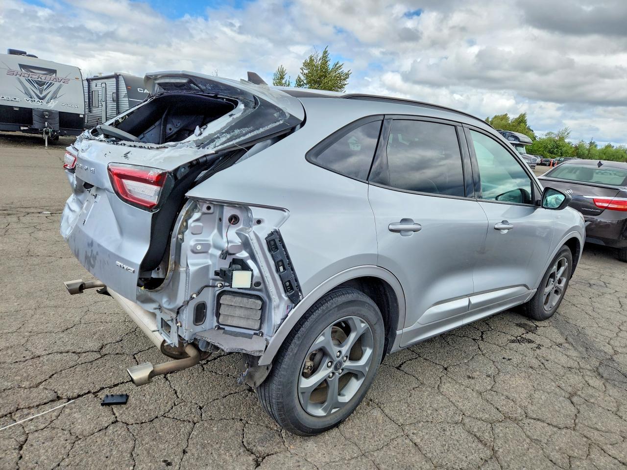 2023 Ford Escape St Line - Фото 3