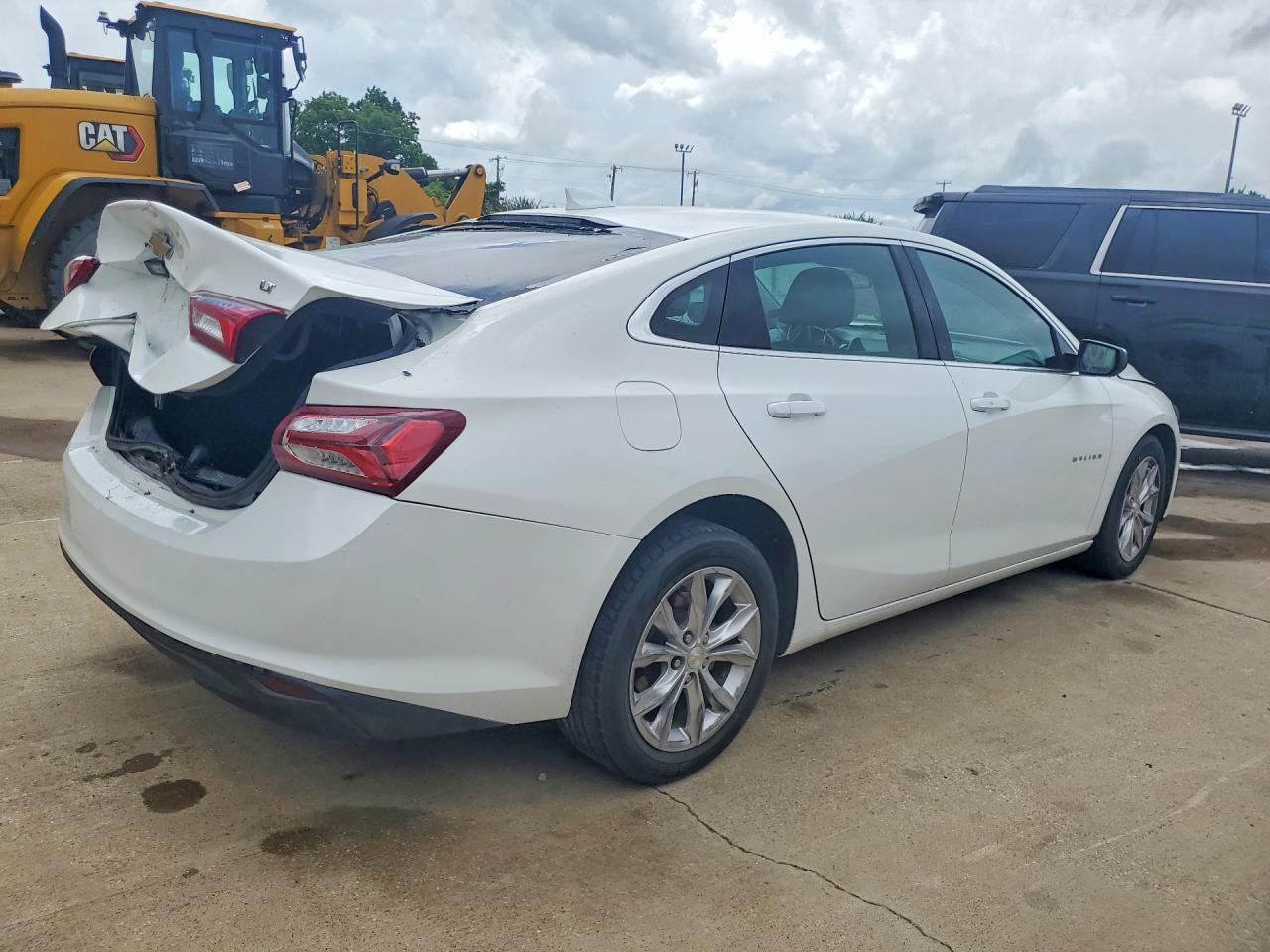 2022 Chevrolet Malibu Lt - Фото 3