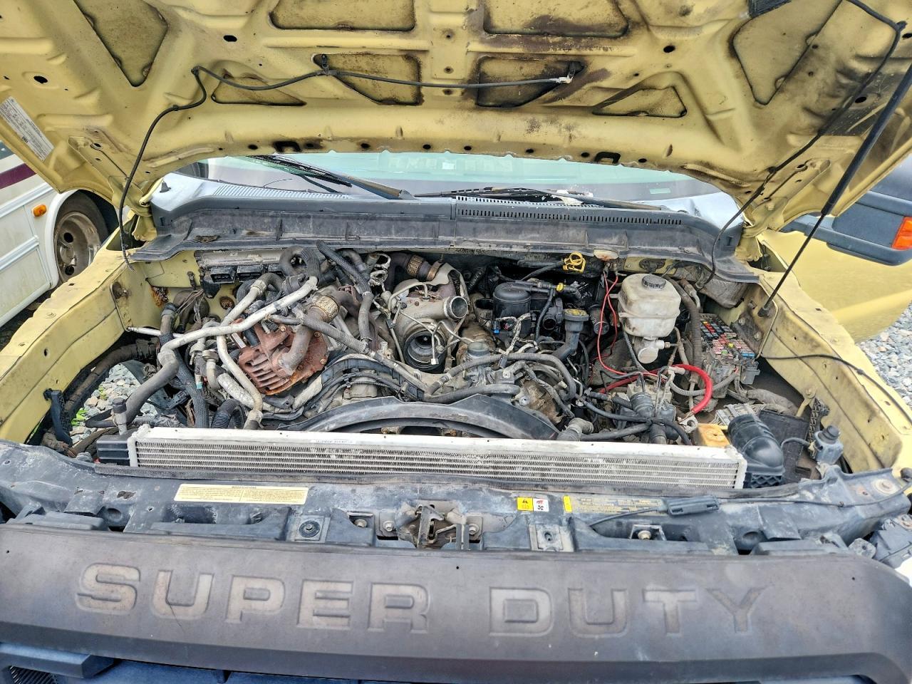 2011 Ford F550 Super Duty Dump Truck - Image 7