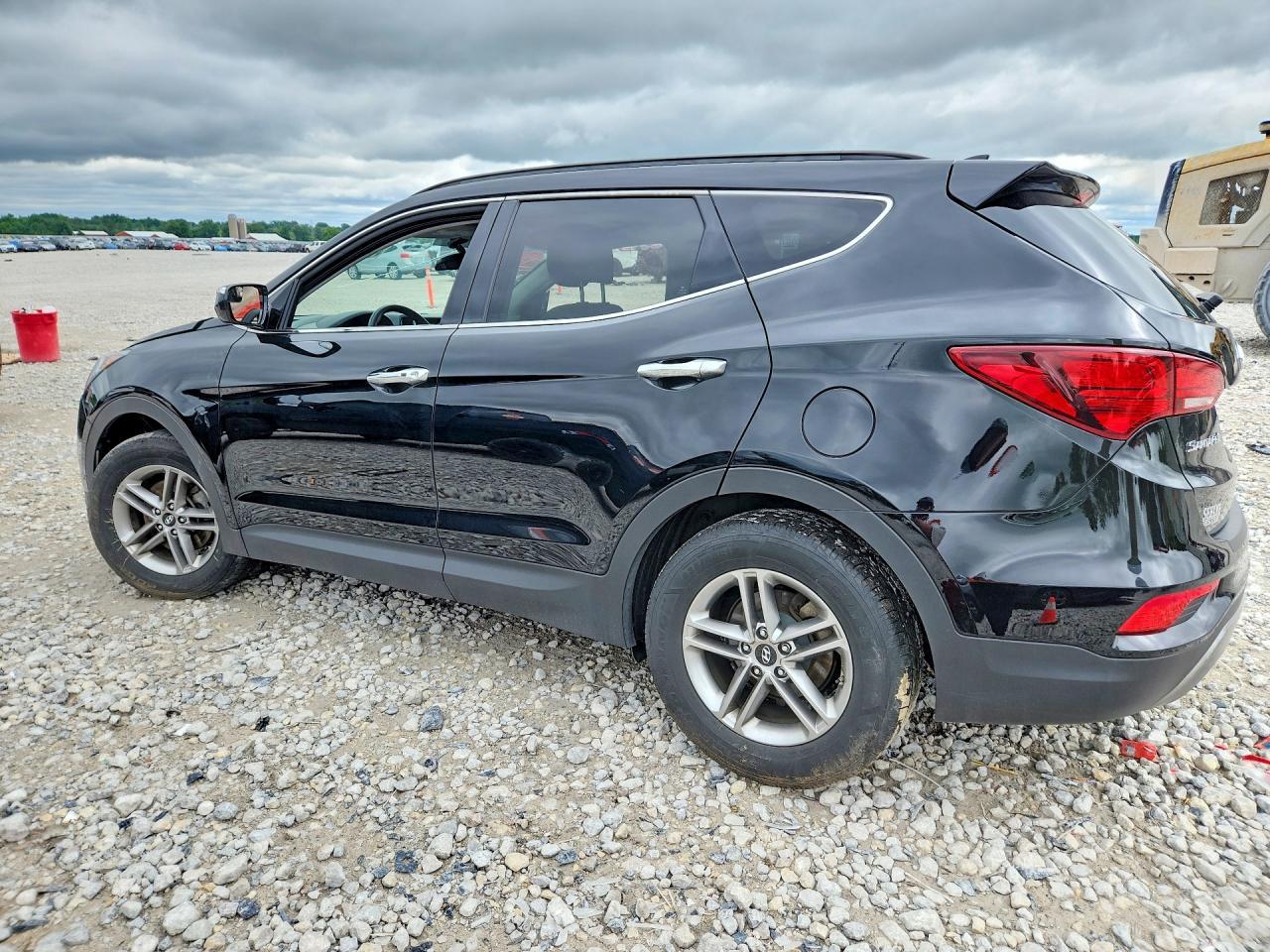2018 Hyundai Santa Fe Sport 2.4L - Image 2