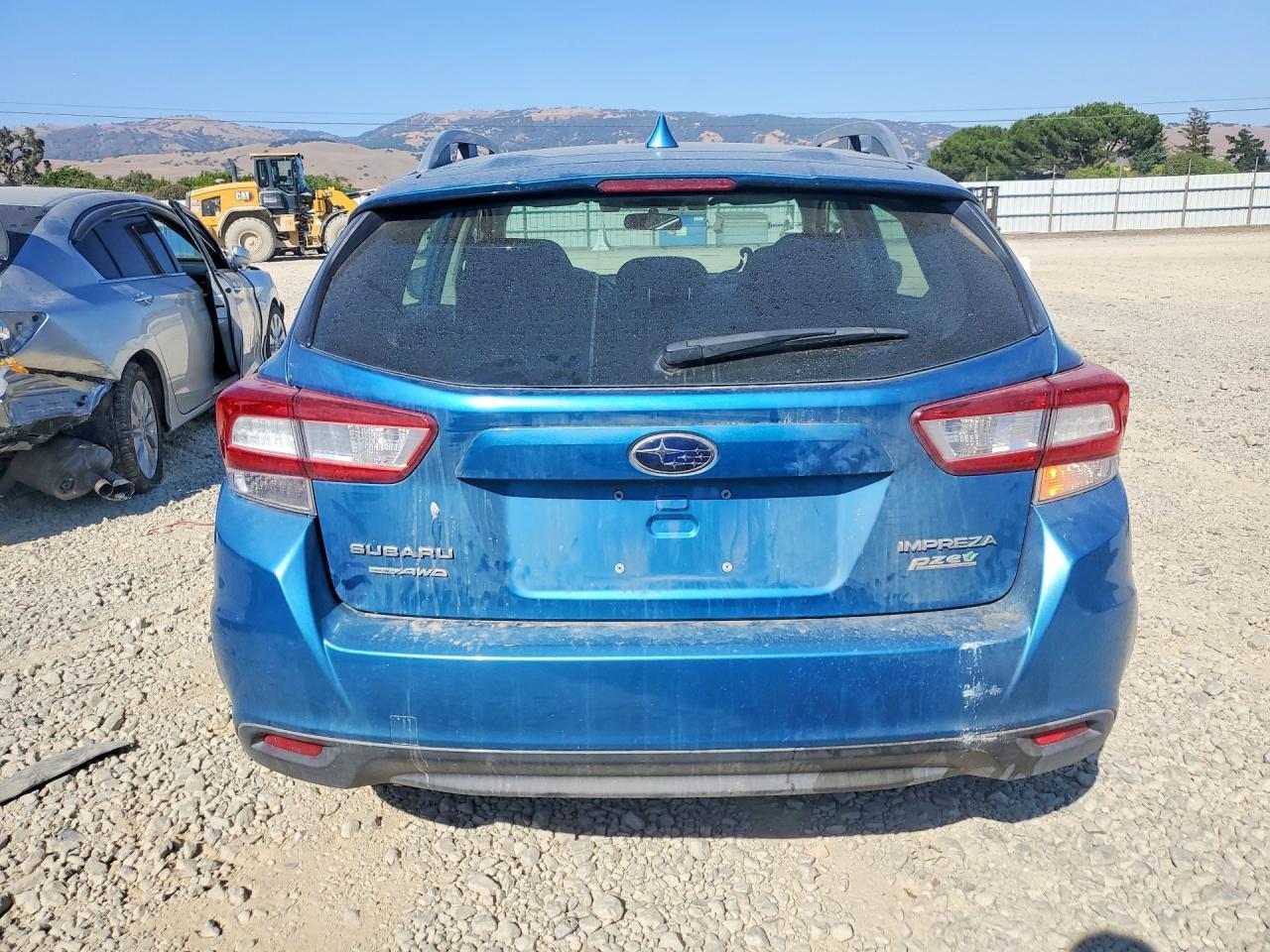 2017 Subaru Impreza Premium Plus - Фото 6