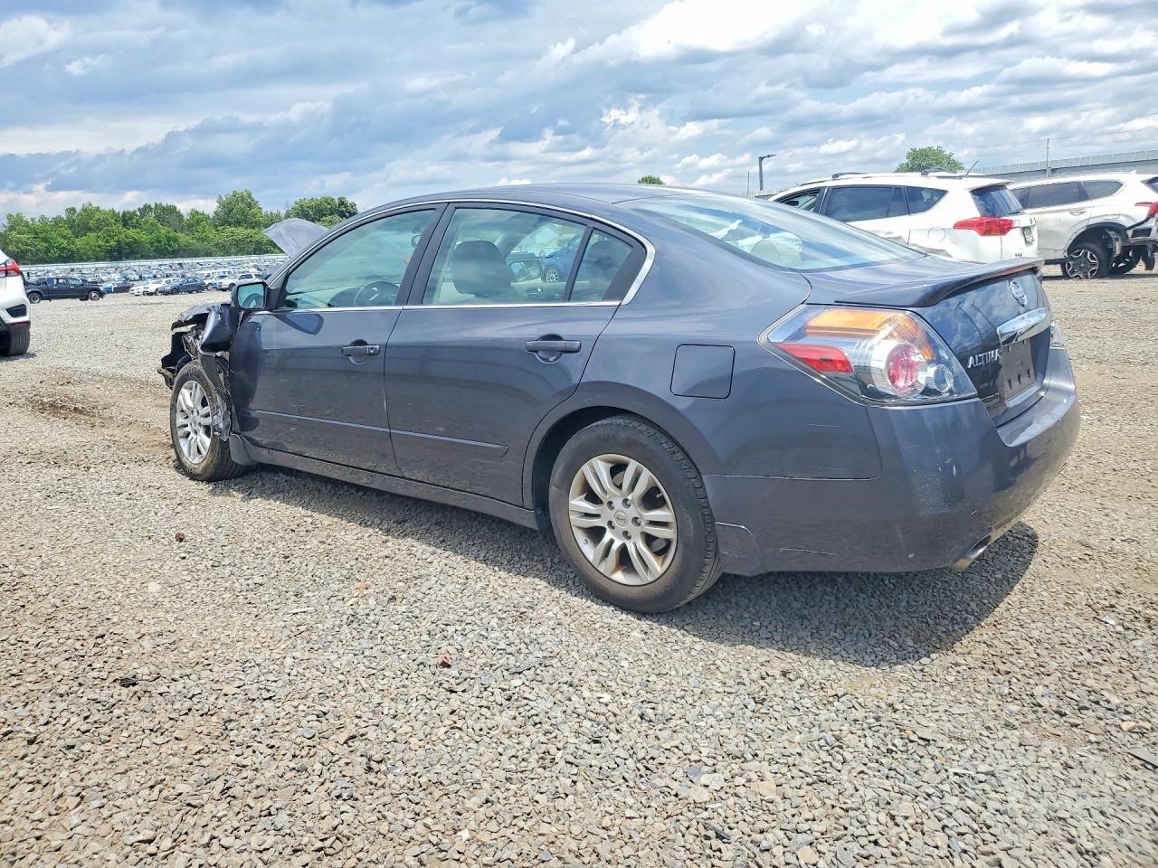 2011 Nissan Altima 2.5 - Image 2