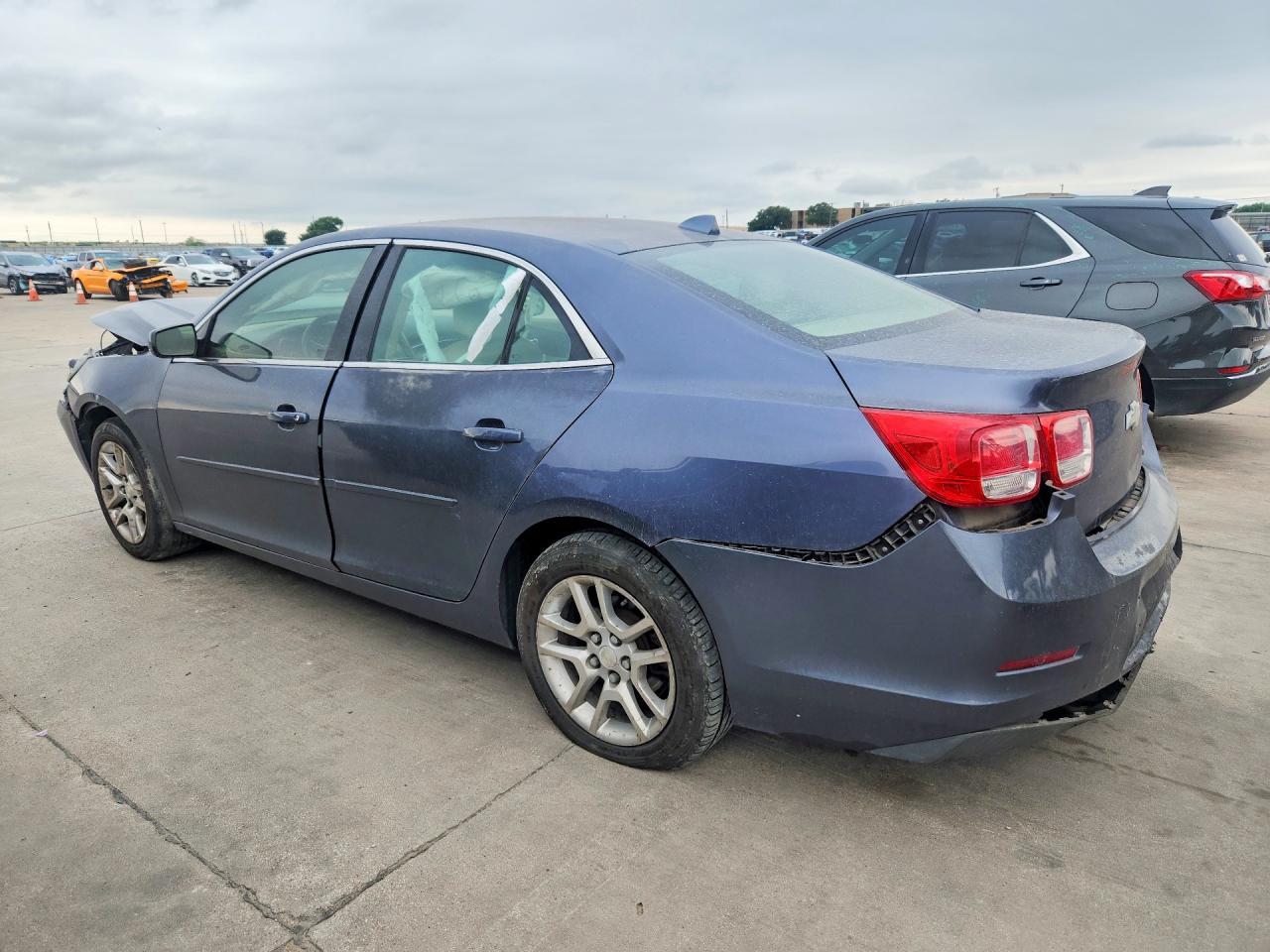 2013 Chevrolet Malibu 1Lt - Image 2