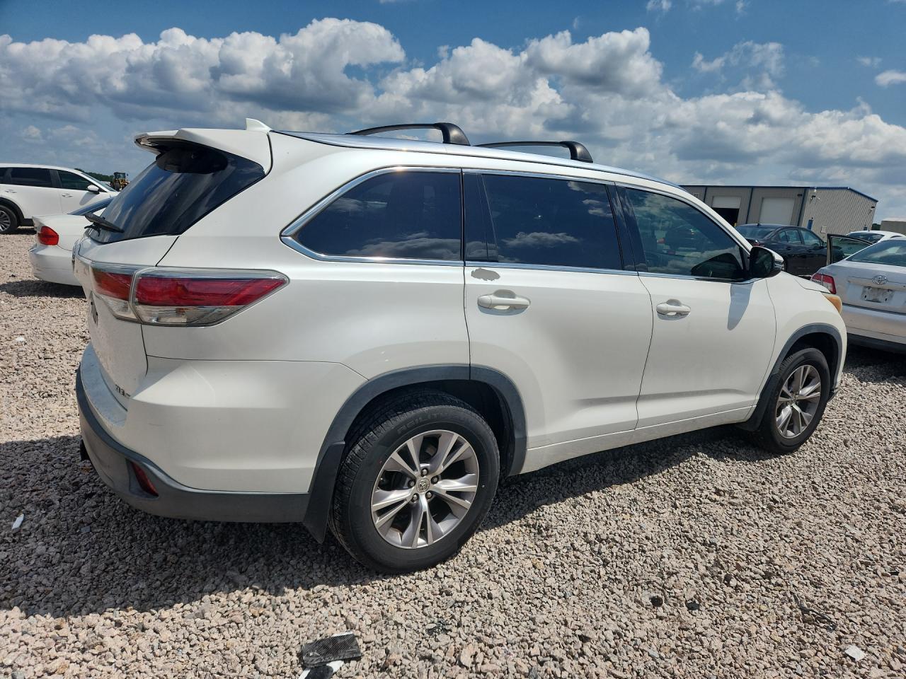 2015 Toyota Highlander Xle - Фото 3