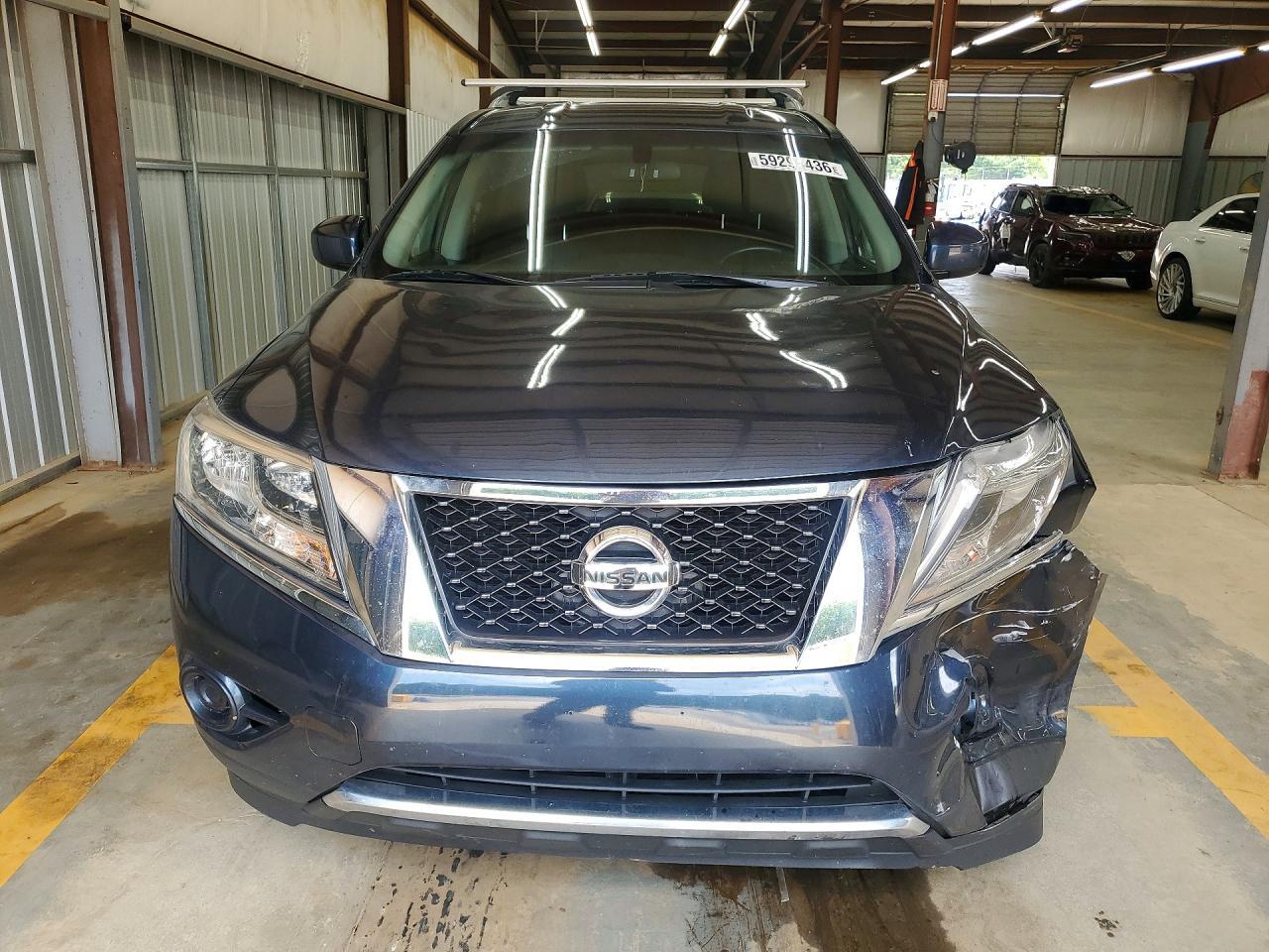 2014 Nissan Pathfinder Sv - Image 5