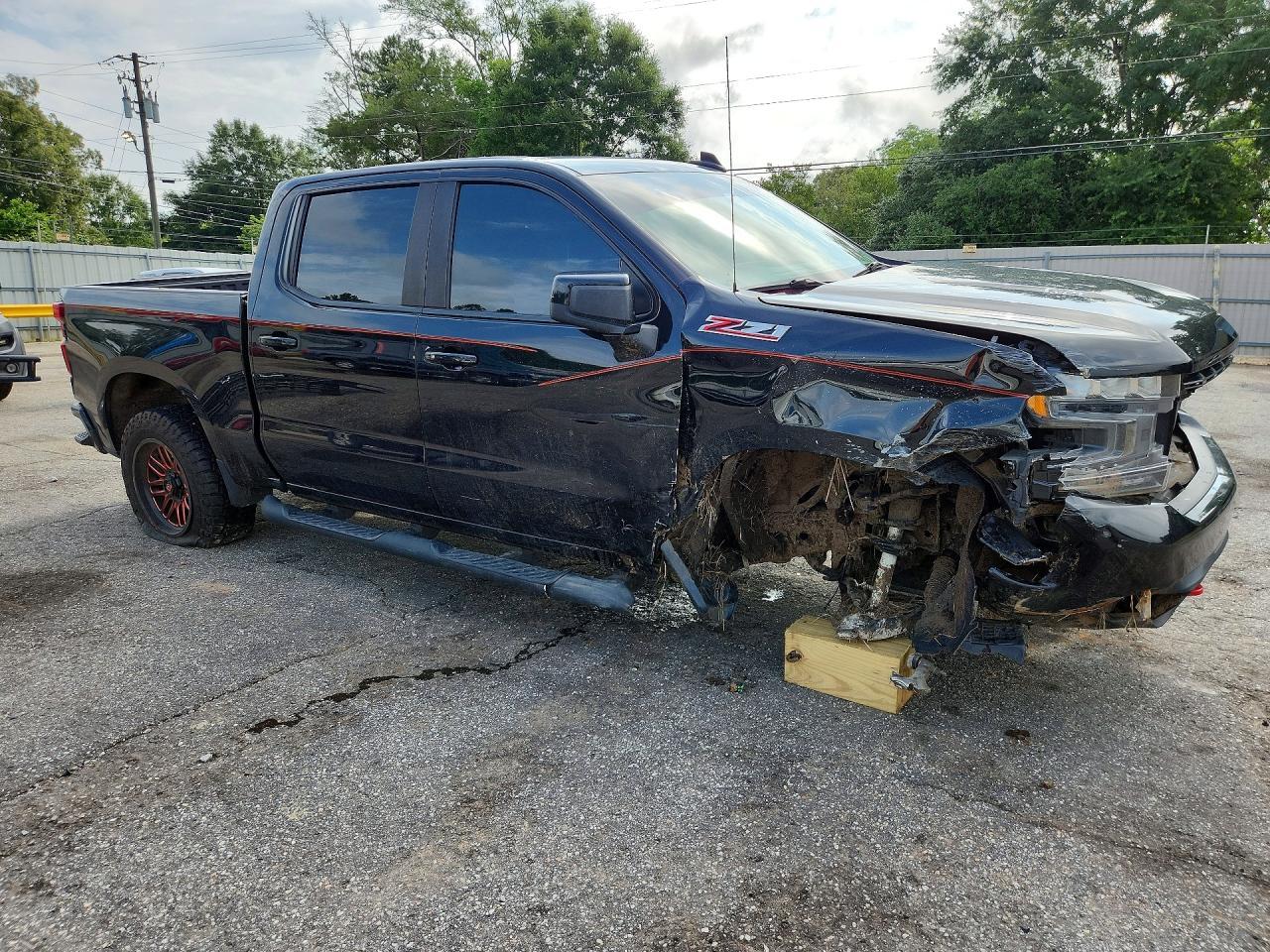 2021 Chevrolet Silverado K1500 Lt T - Image 4