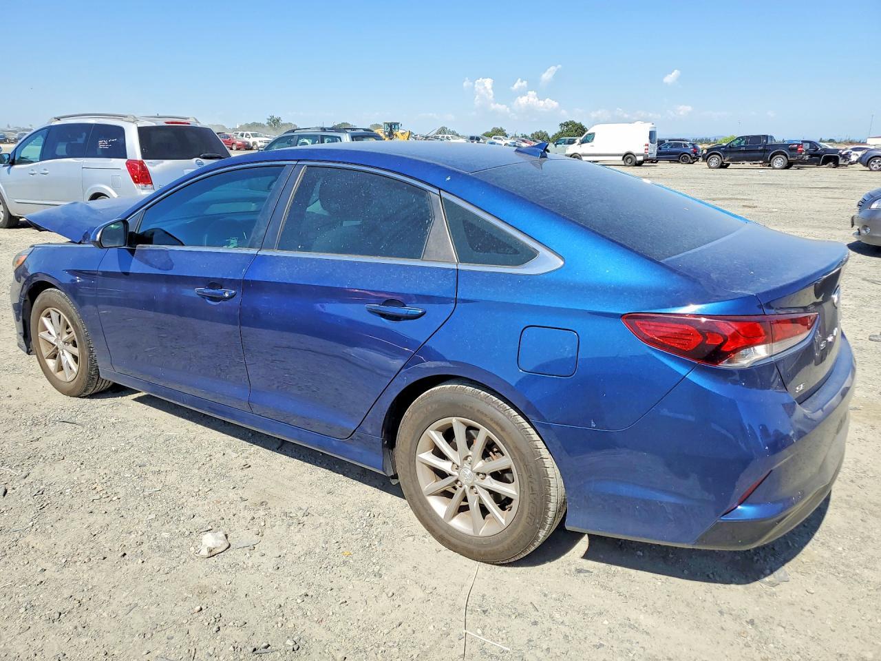 2019 Hyundai Sonata Se - Фото 2