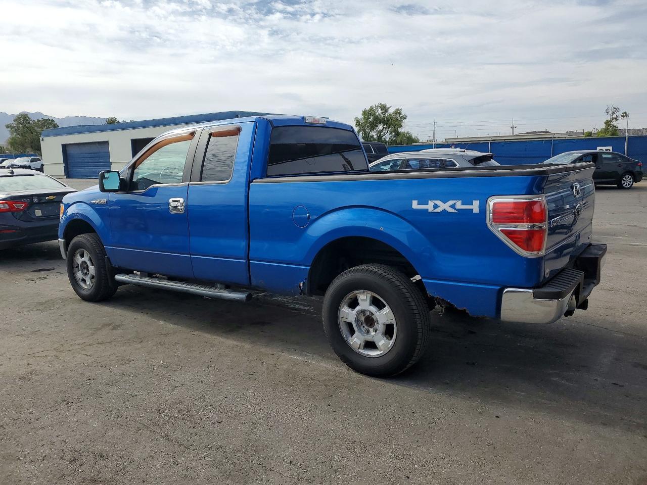 2014 Ford F150 Super - Фото 2