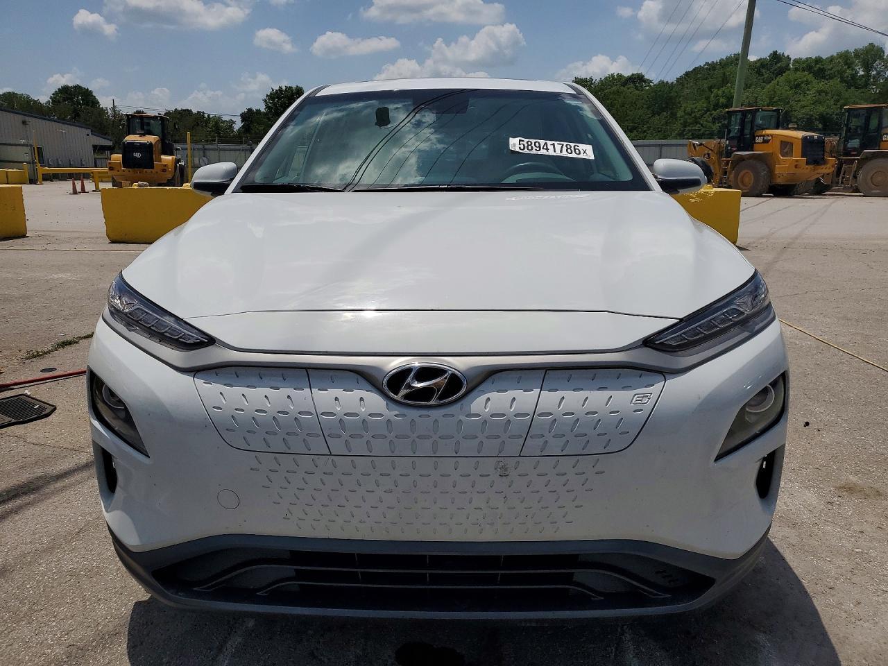 2021 Hyundai Kona Limited - Фото 5