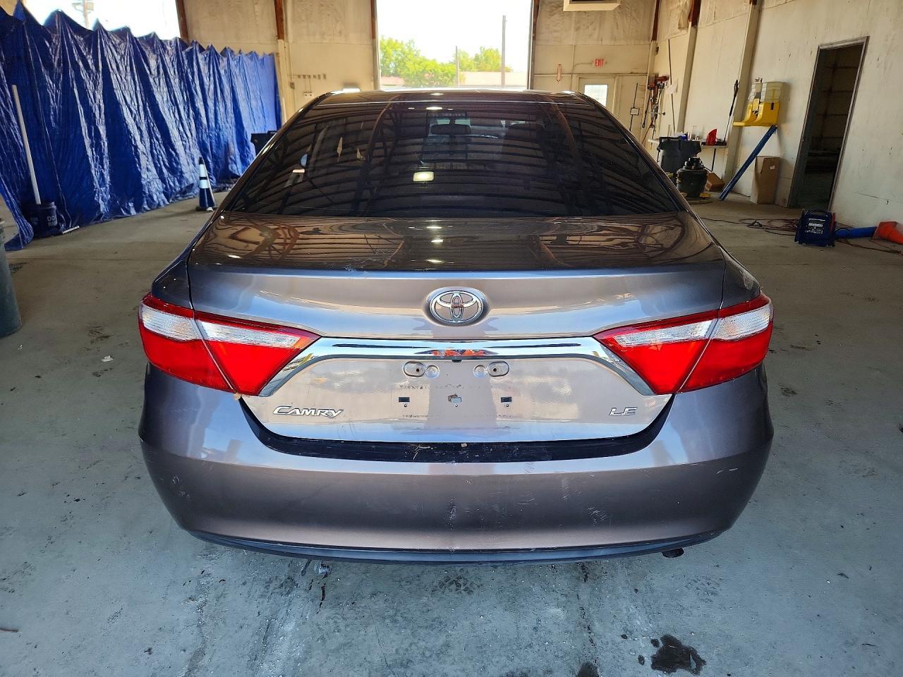 2015 Toyota Camry Le - Image 6