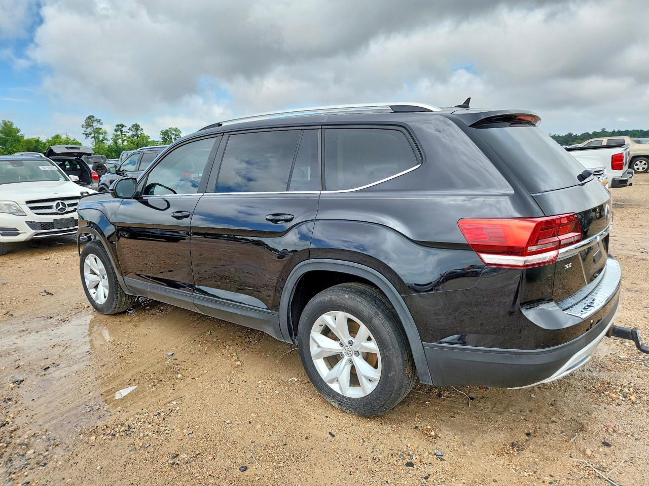 2018 Volkswagen Atlas Se - Фото 2