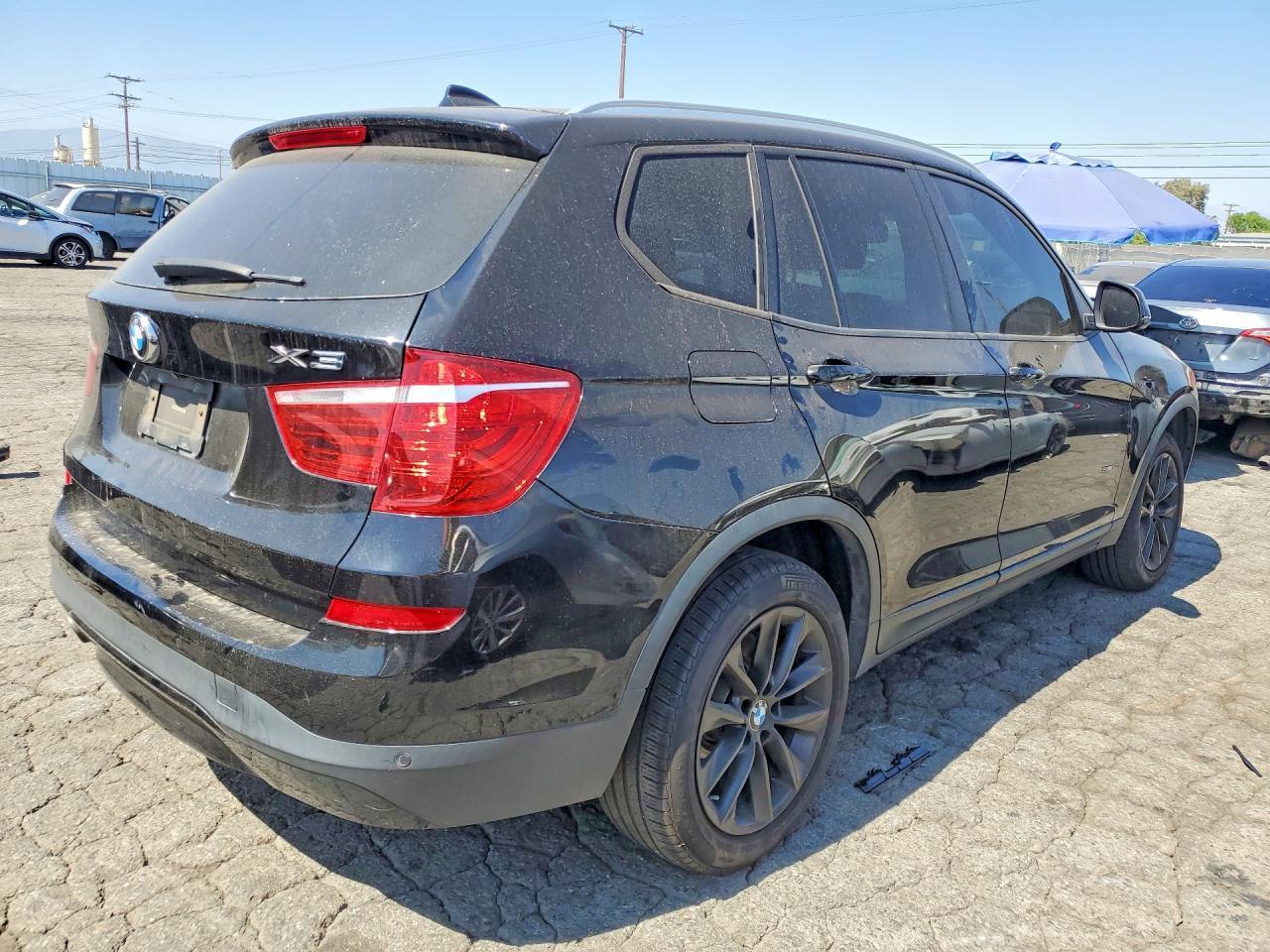 2017 BMW X3 Sdrive28I - Image 3