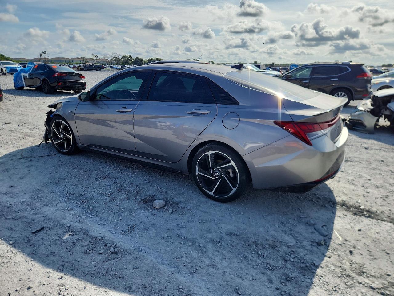 2023 Hyundai Elantra N Line - Фото 2