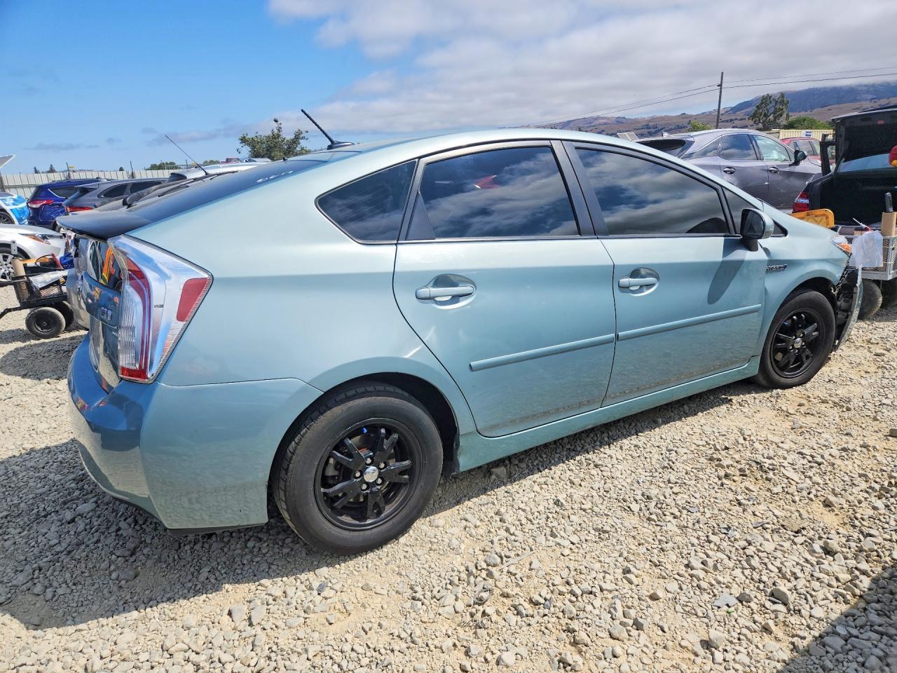 2013 Toyota Prius Three - Фото 3