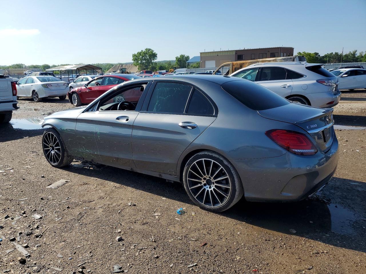 2021 Mercedes-Benz C 300 - Фото 2