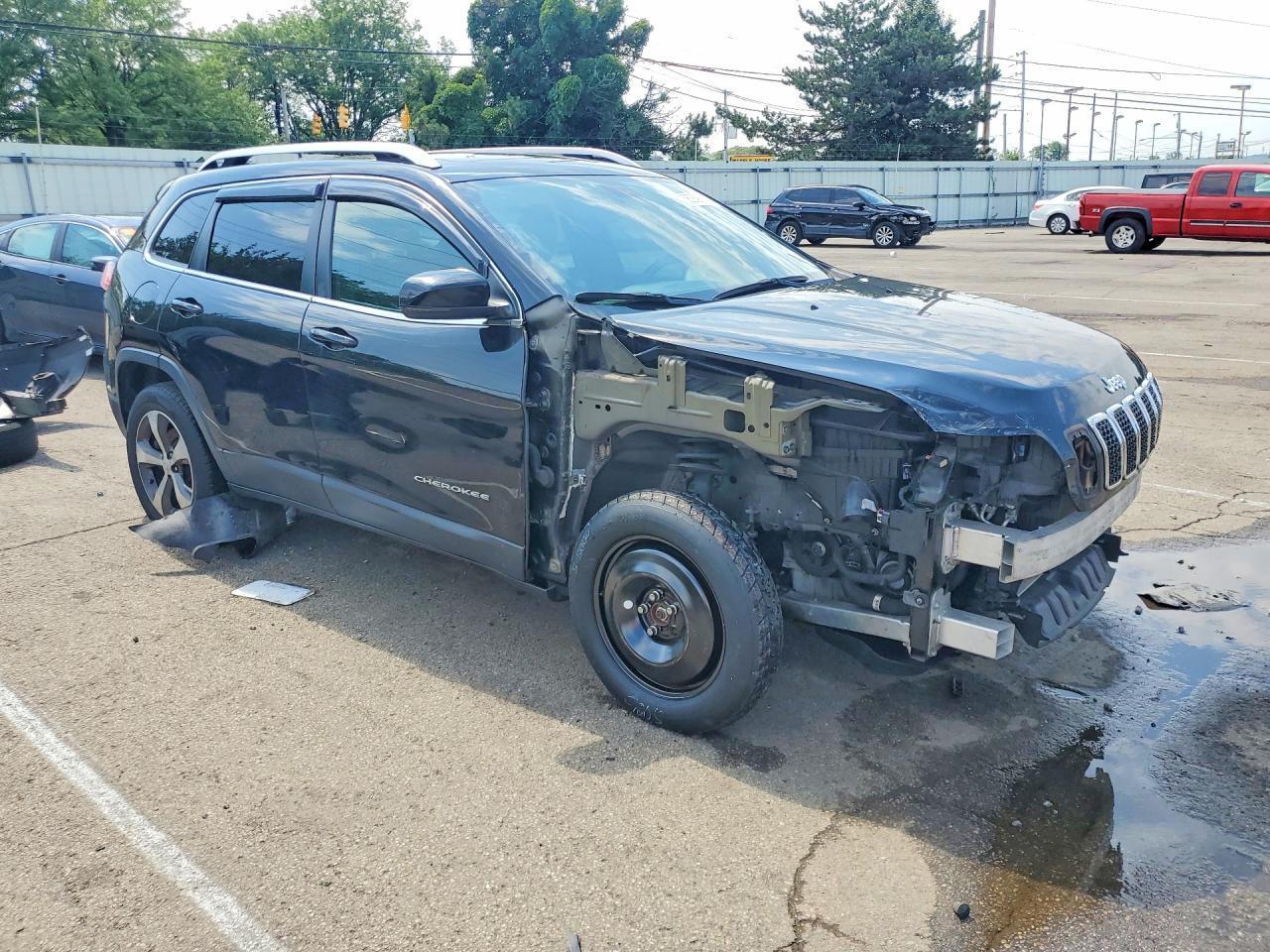 2019 Jeep Cherokee Limited - Image 4