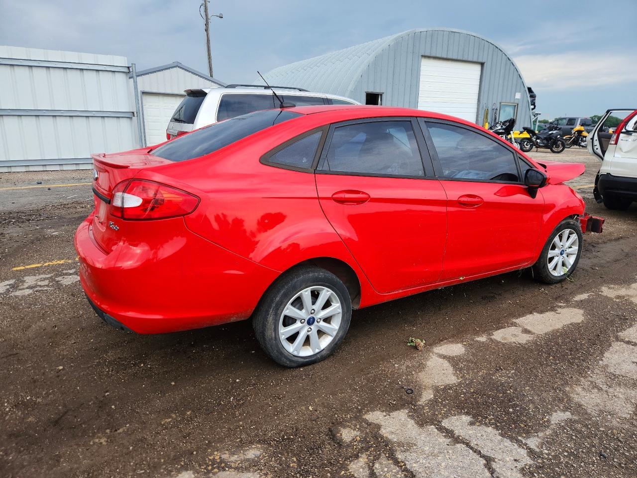 2012 Ford Fiesta Se - Image 3