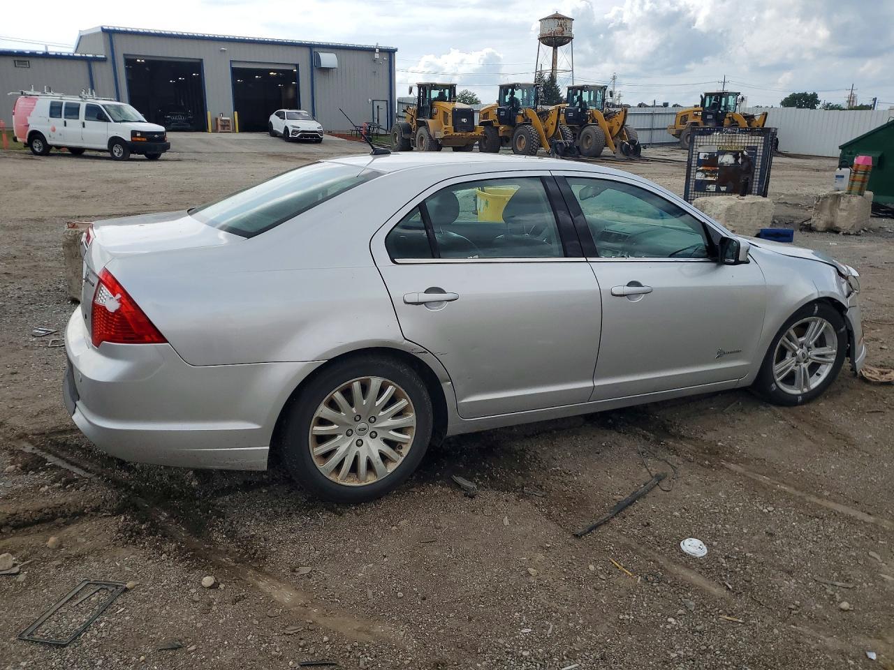 2011 Ford Fusion Hybrid - Фото 3