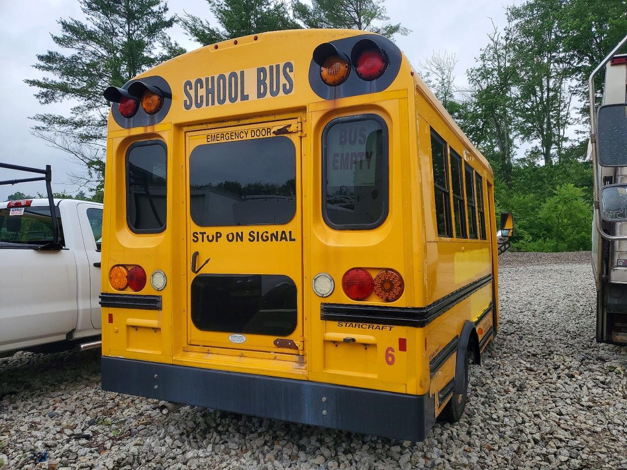 2012 Chevrolet Express G3 - School Bus - Фото 4
