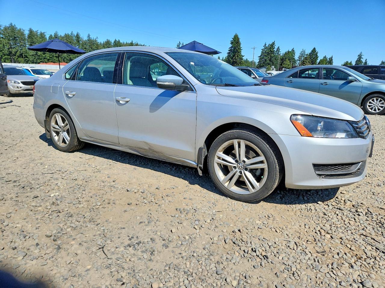 2014 Volkswagen Passat Se - Фото 4