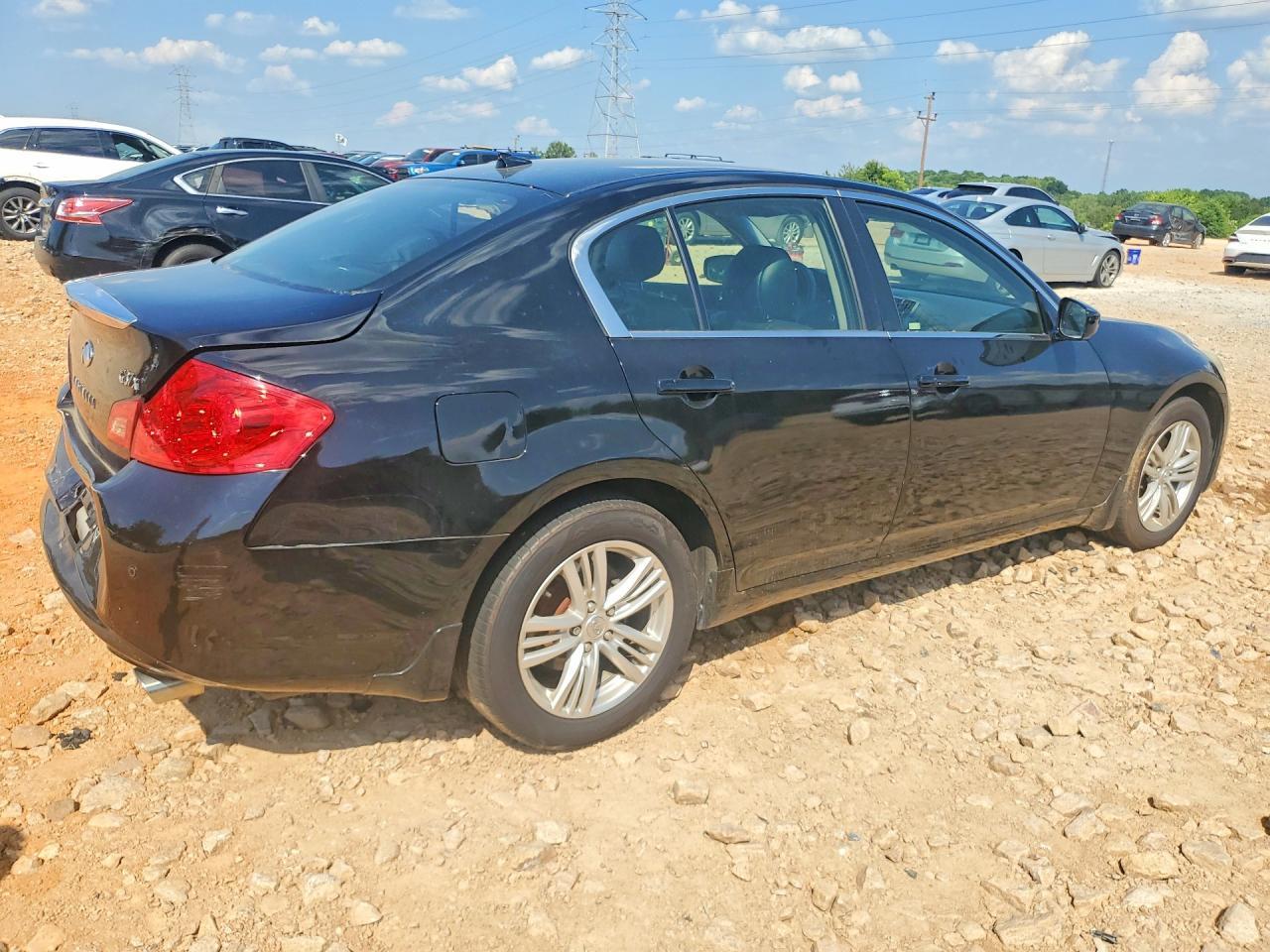 2013 Infiniti G37 Sedan X - Image 3