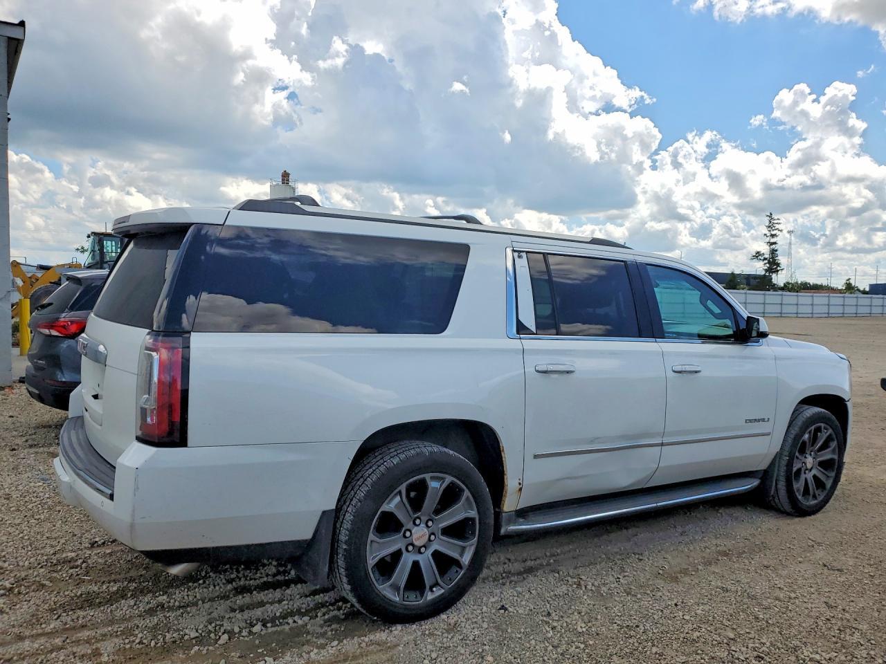 2016 GMC Yukon Xl Denali - Image 3