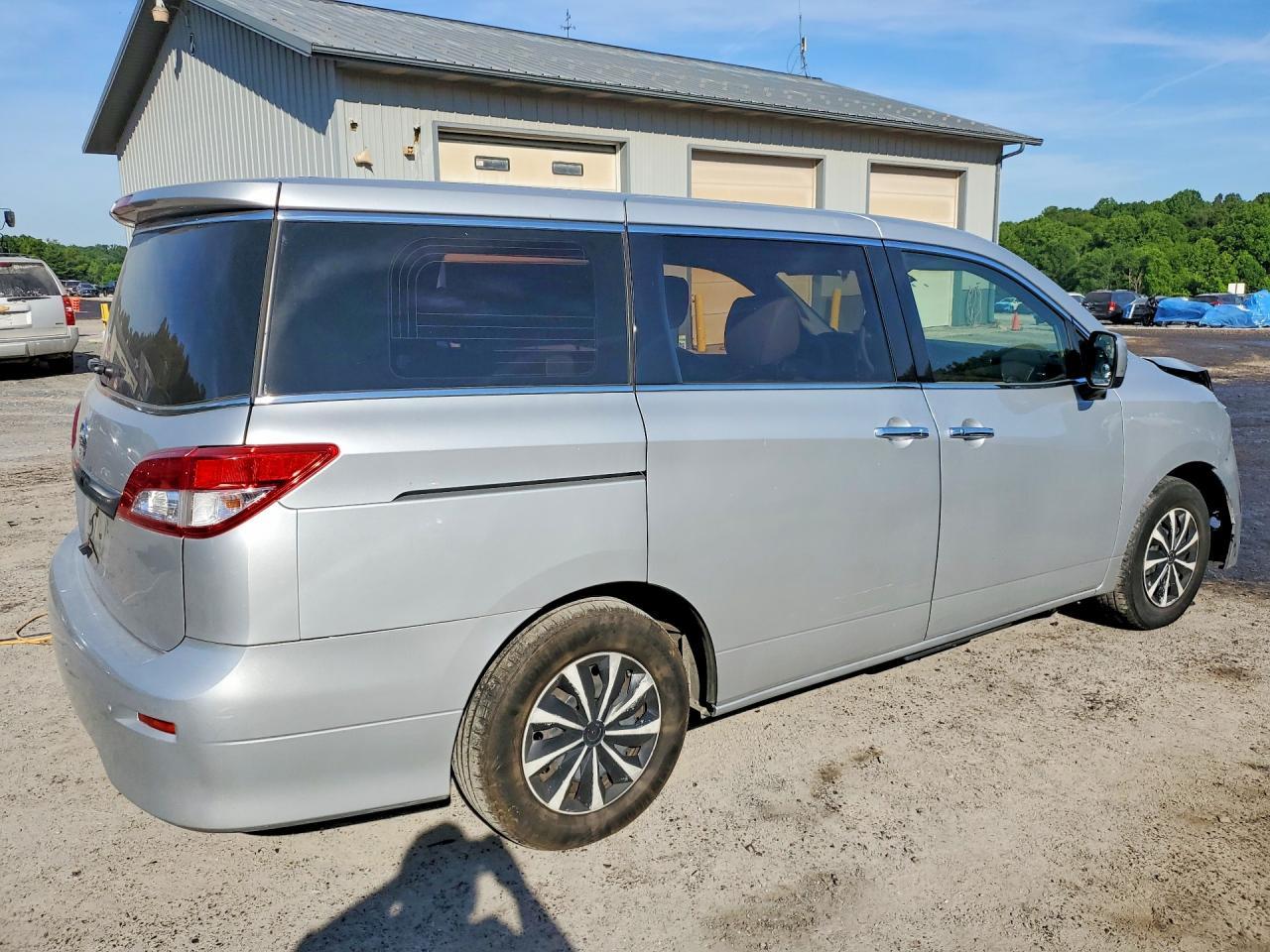 2016 Nissan Quest 3.5 S - Фото 3