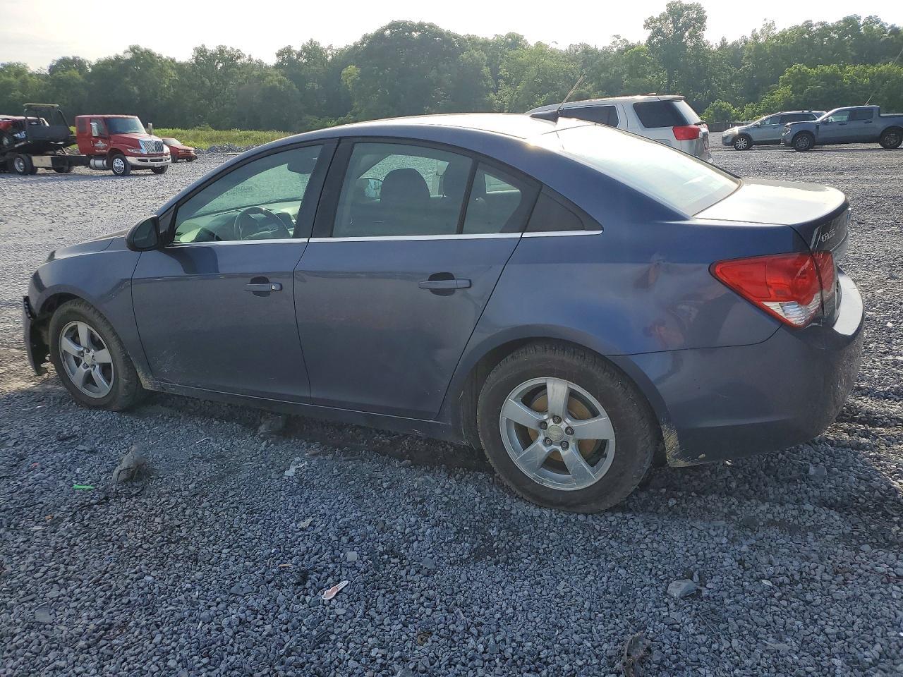 2013 Chevrolet Cruze Lt - Image 2