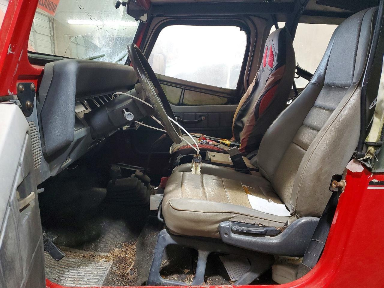 1994 Jeep Wrangler / Yj S - Фото 7