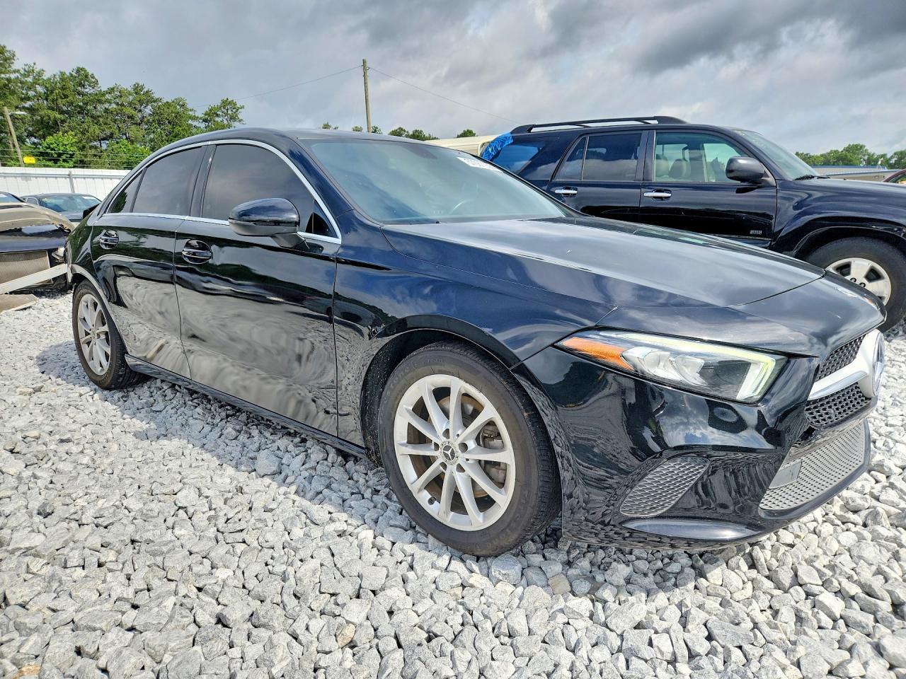 2020 Mercedes-Benz A 220 4Matic - Image 4