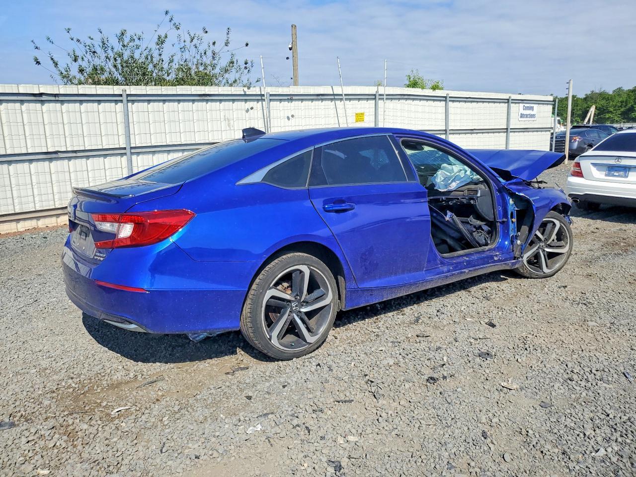 2022 Honda Accord Hybrid Sport - Фото 3