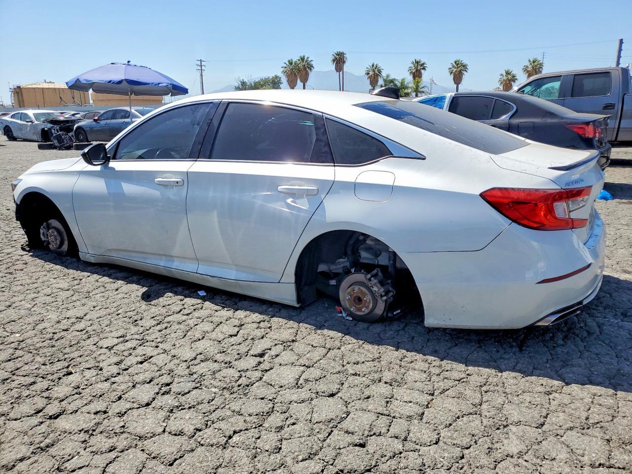 2021 Honda Accord Sport - Фото 2