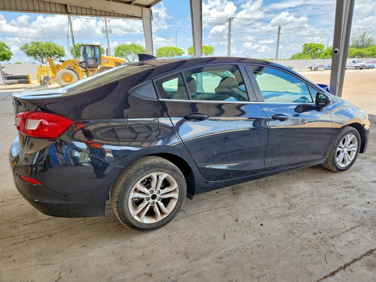 2019 Chevrolet Cruze Ls - Фото 3