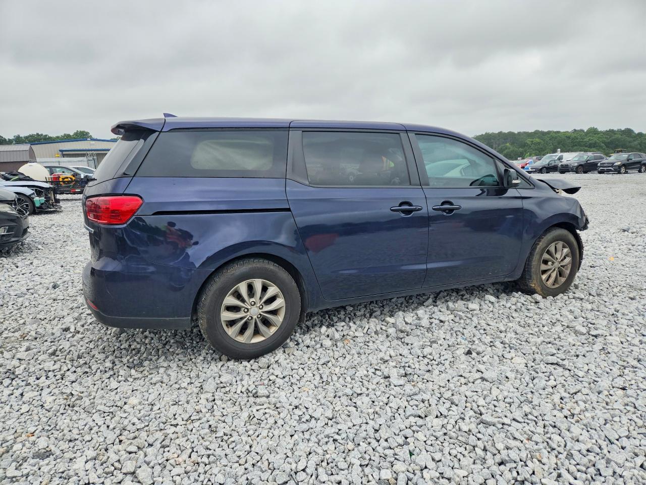 2021 Kia Sedona Lx - Image 3