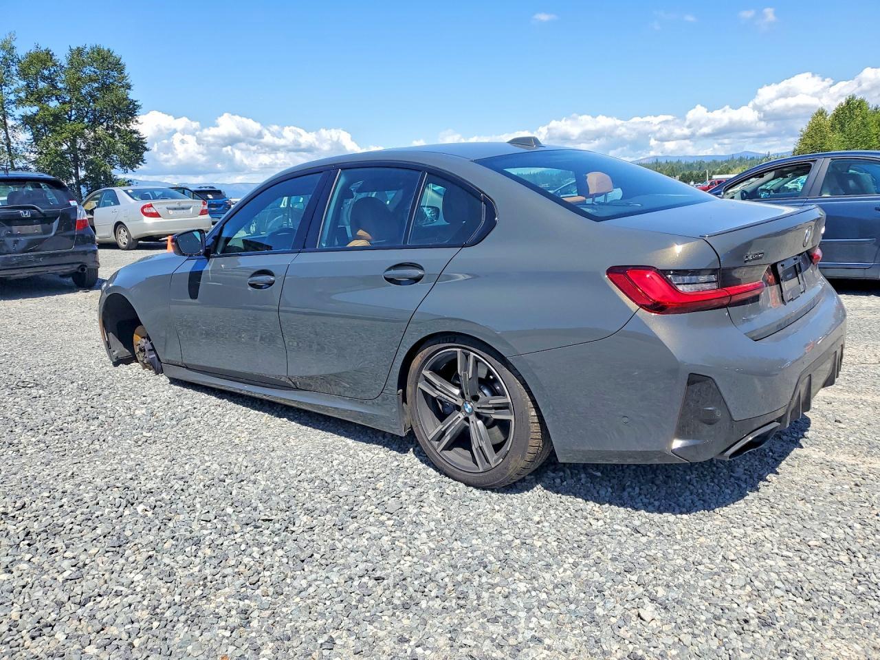 2023 BMW M340Xi - Фото 2