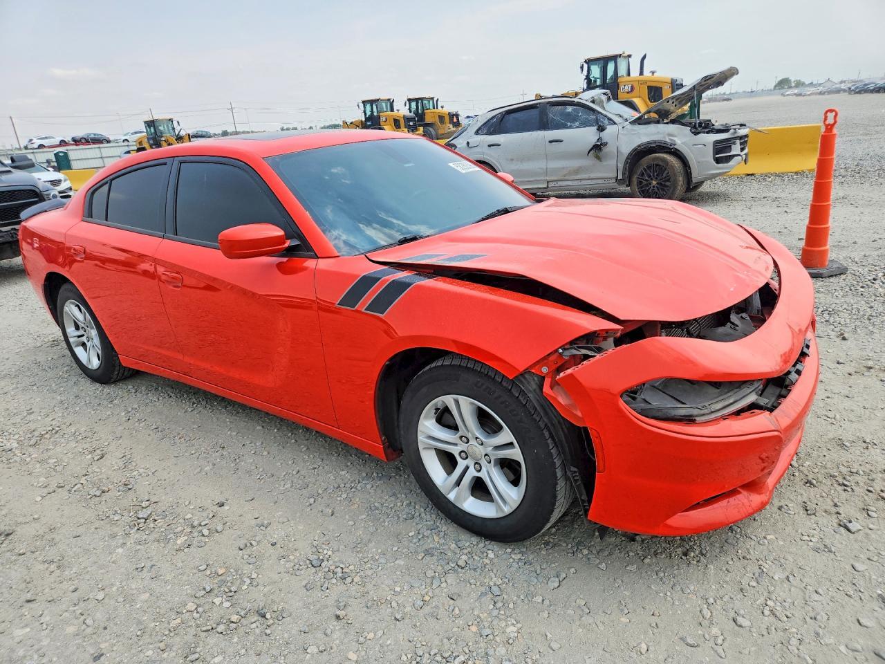 2019 Dodge Charger Sxt - Image 4