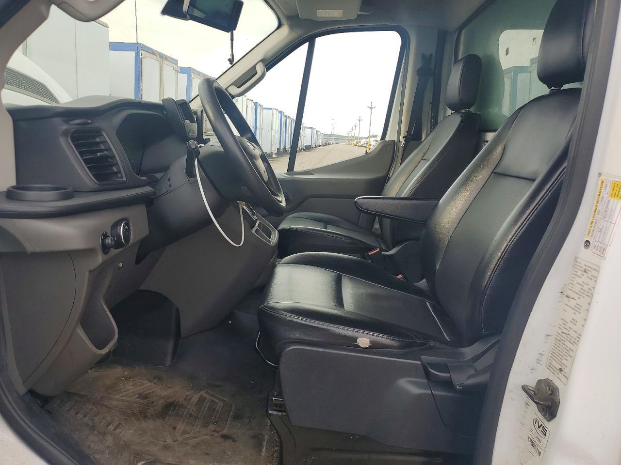 2020 Ford Transit Delivery Truck - Image 7