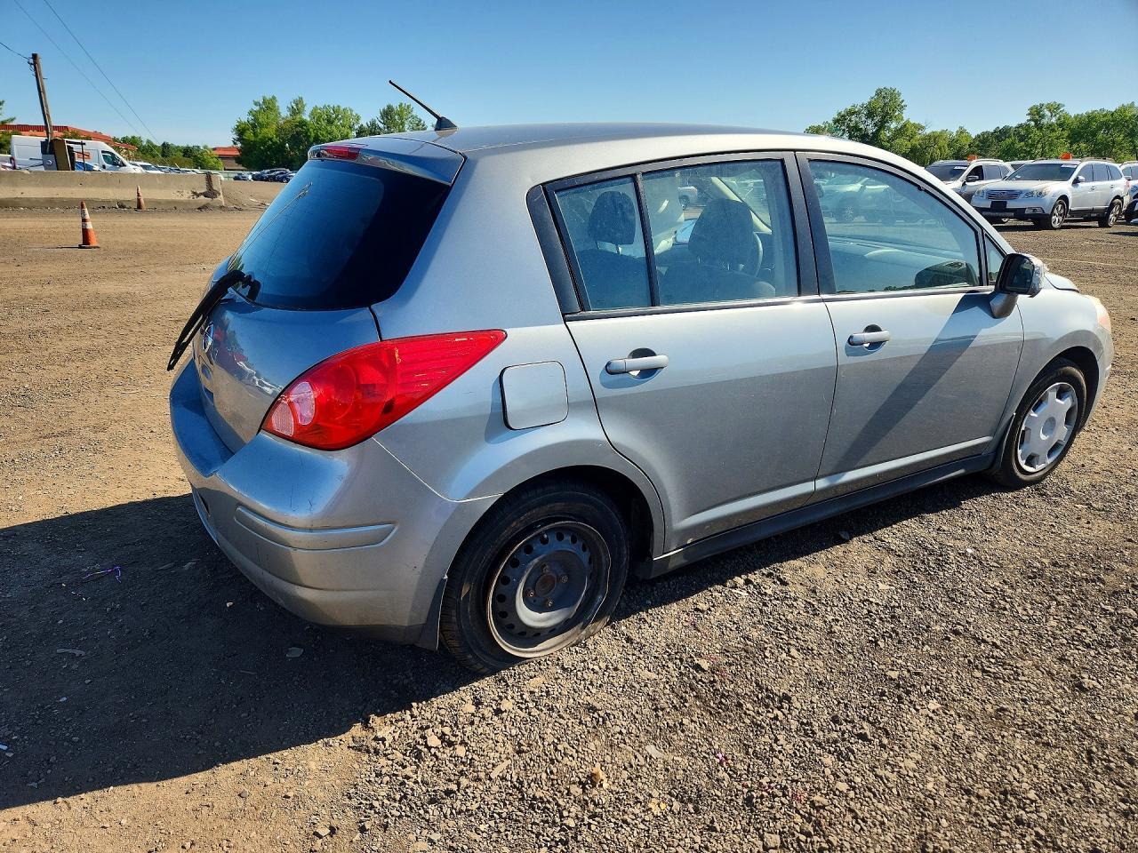 2009 Nissan Versa 1.8 S - Фото 3