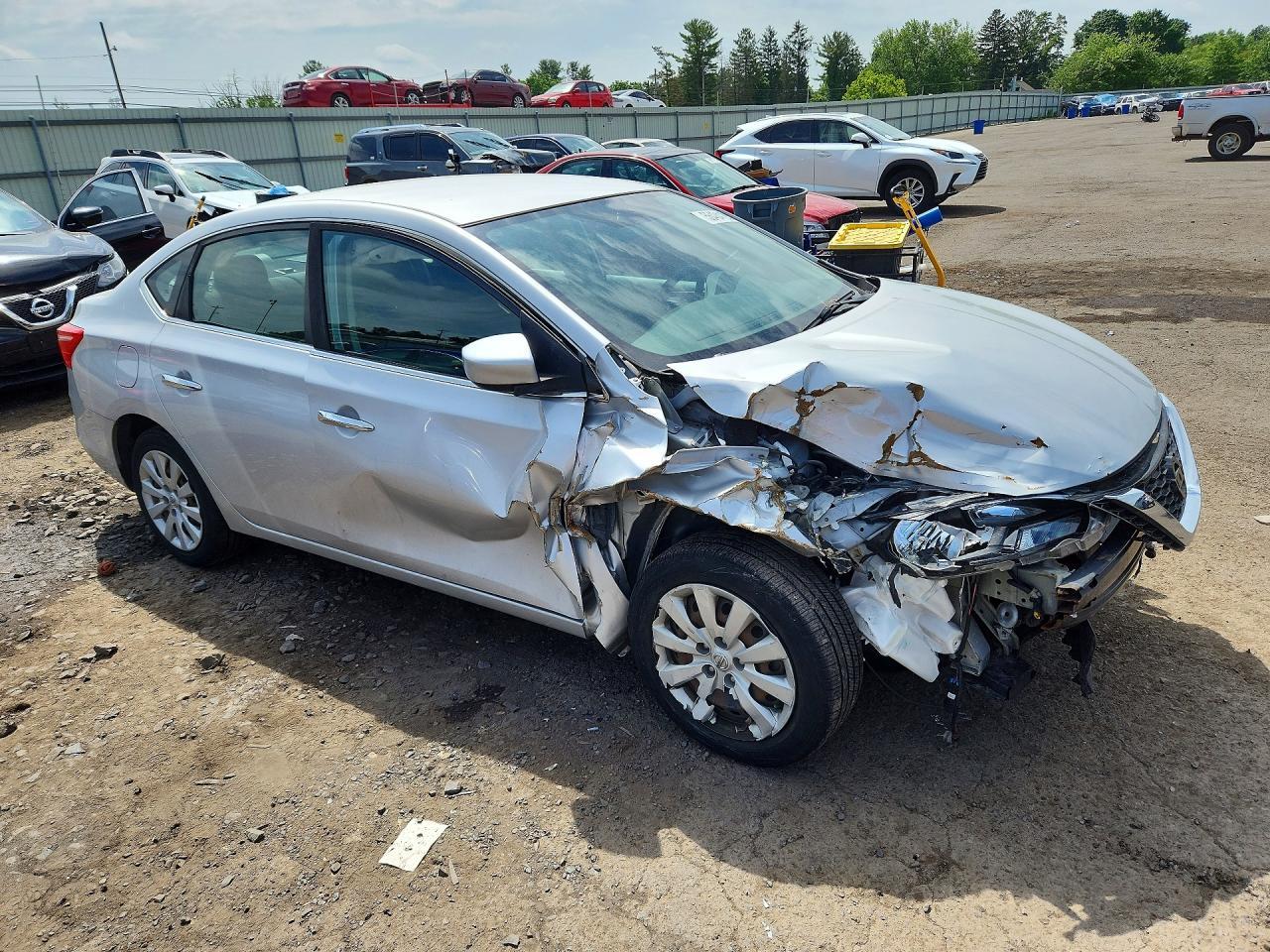 2016 Nissan Sentra S - Фото 4