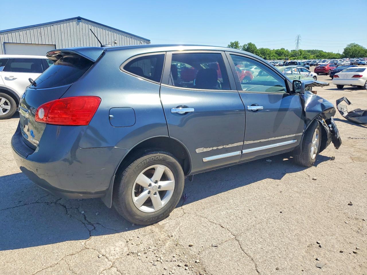 2013 Nissan Rogue S - Фото 3