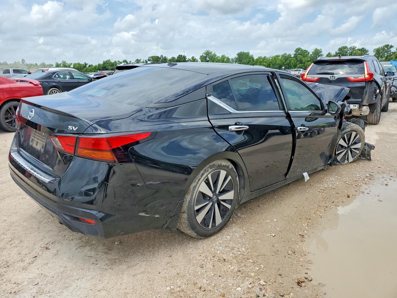 2022 Nissan Altima Sv - Фото 3